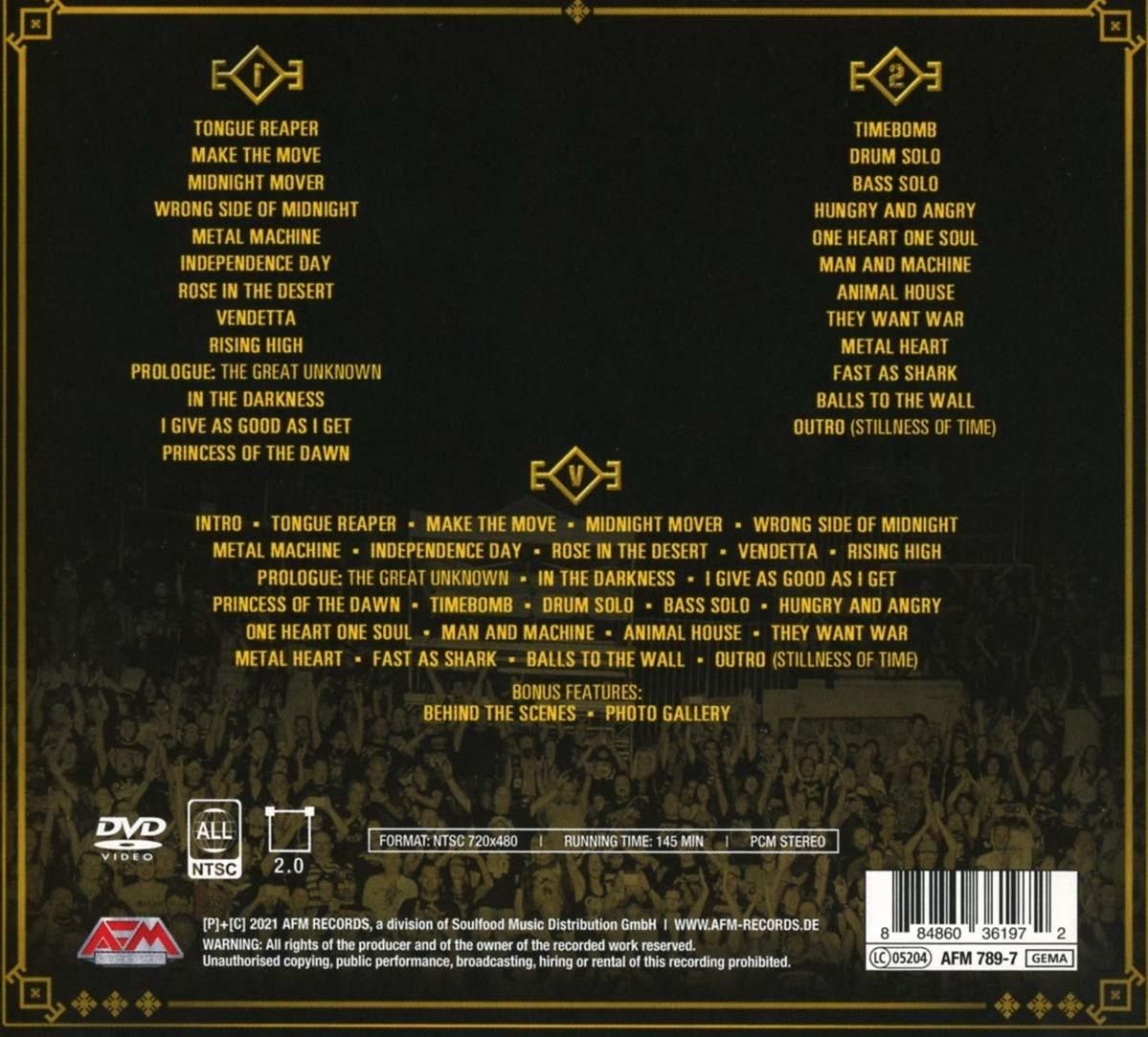 CD-Cover mit Titellisten und Credits. Enthält den Namen des Albums und die Namen der Songs.