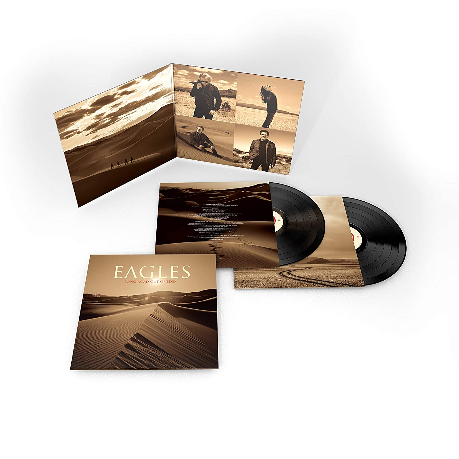 Nyitott albumpakolás, albumborítóval és két bakelit lemezzel. Az albumnak sivatagi témája van.