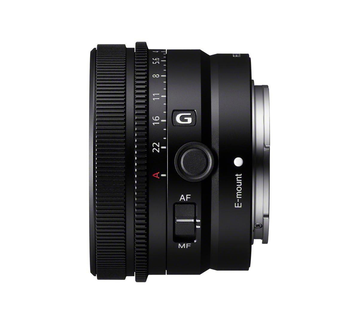 Schwarzes Kameraobjektiv mit E-Mount, AF/MF-Schalter, Blendenmarkierungen und G-Logo.