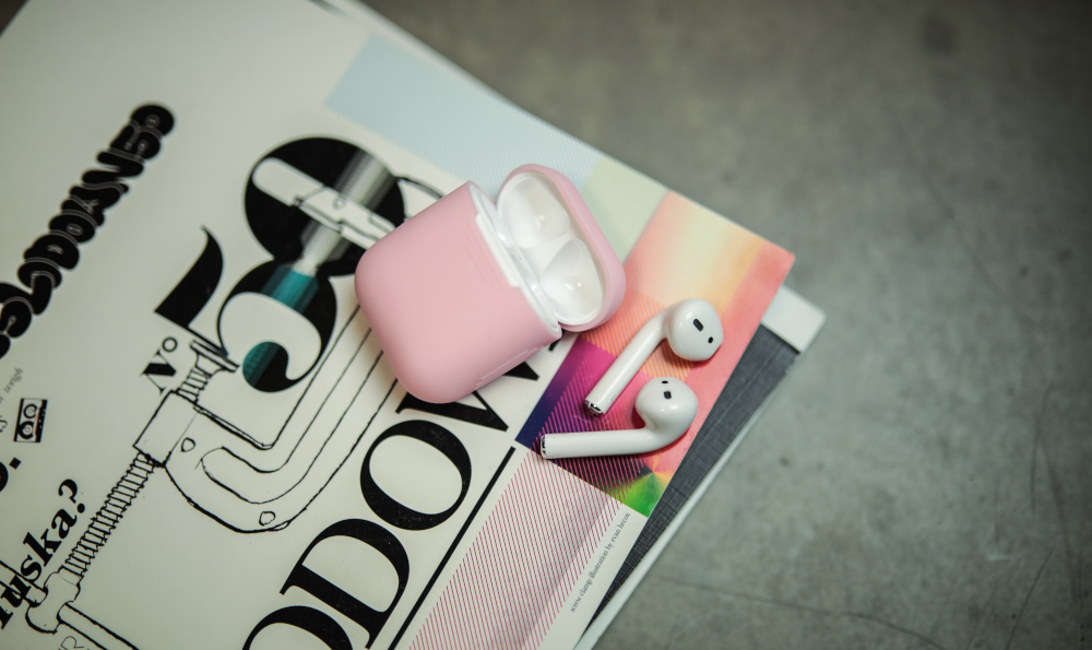 ISY Oplaadcase cover voor AirPods Roze (IEC-1000-PK)