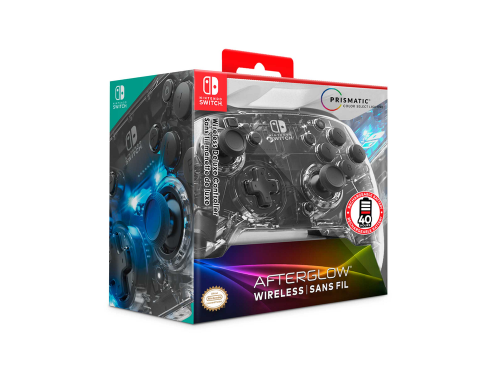 Un mando Nintendo Switch transparente en caja con texto y detalles de iluminación de color.
