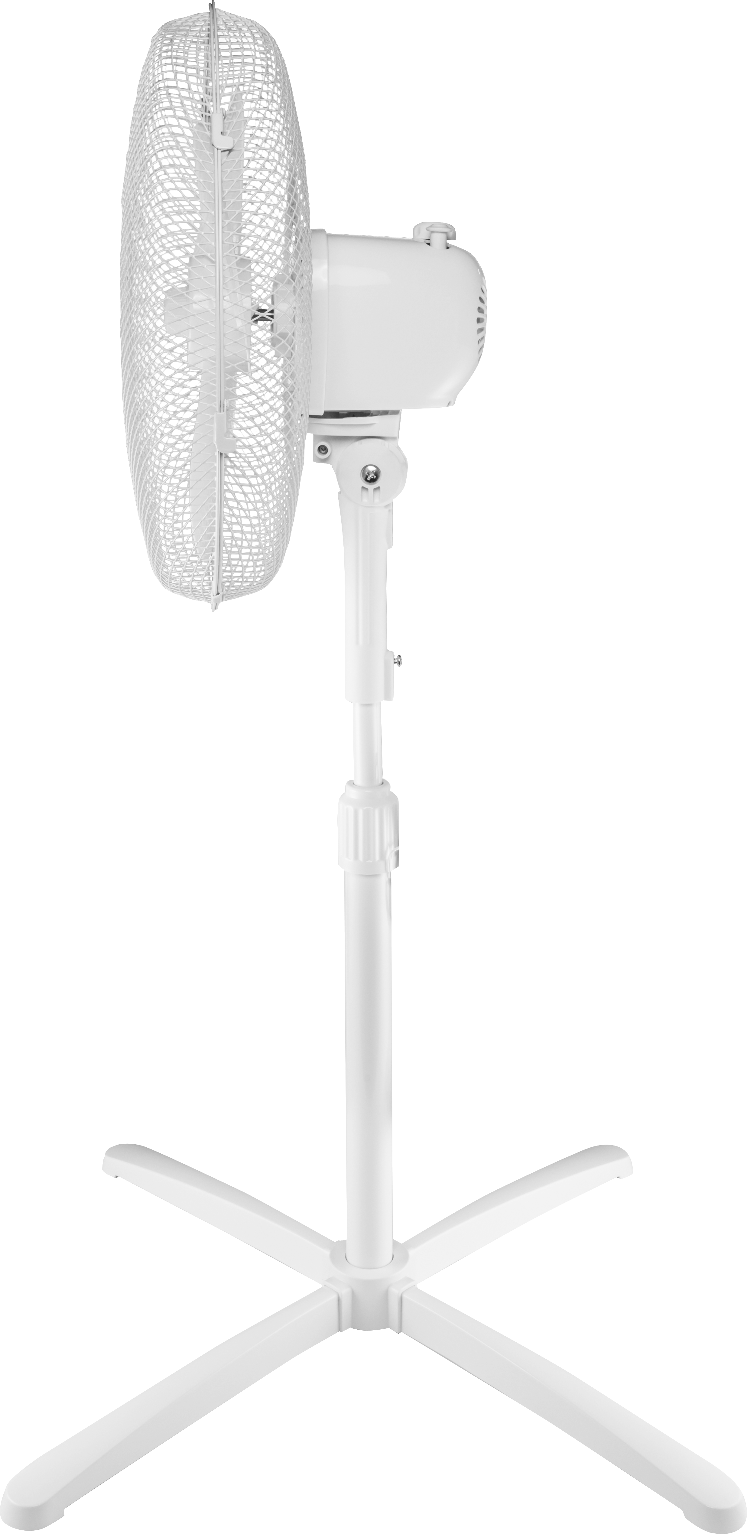 Ein weißer Standventilator von der Seite gesehen, mit einem Gitter und einem kreuzförmigen Fuß.