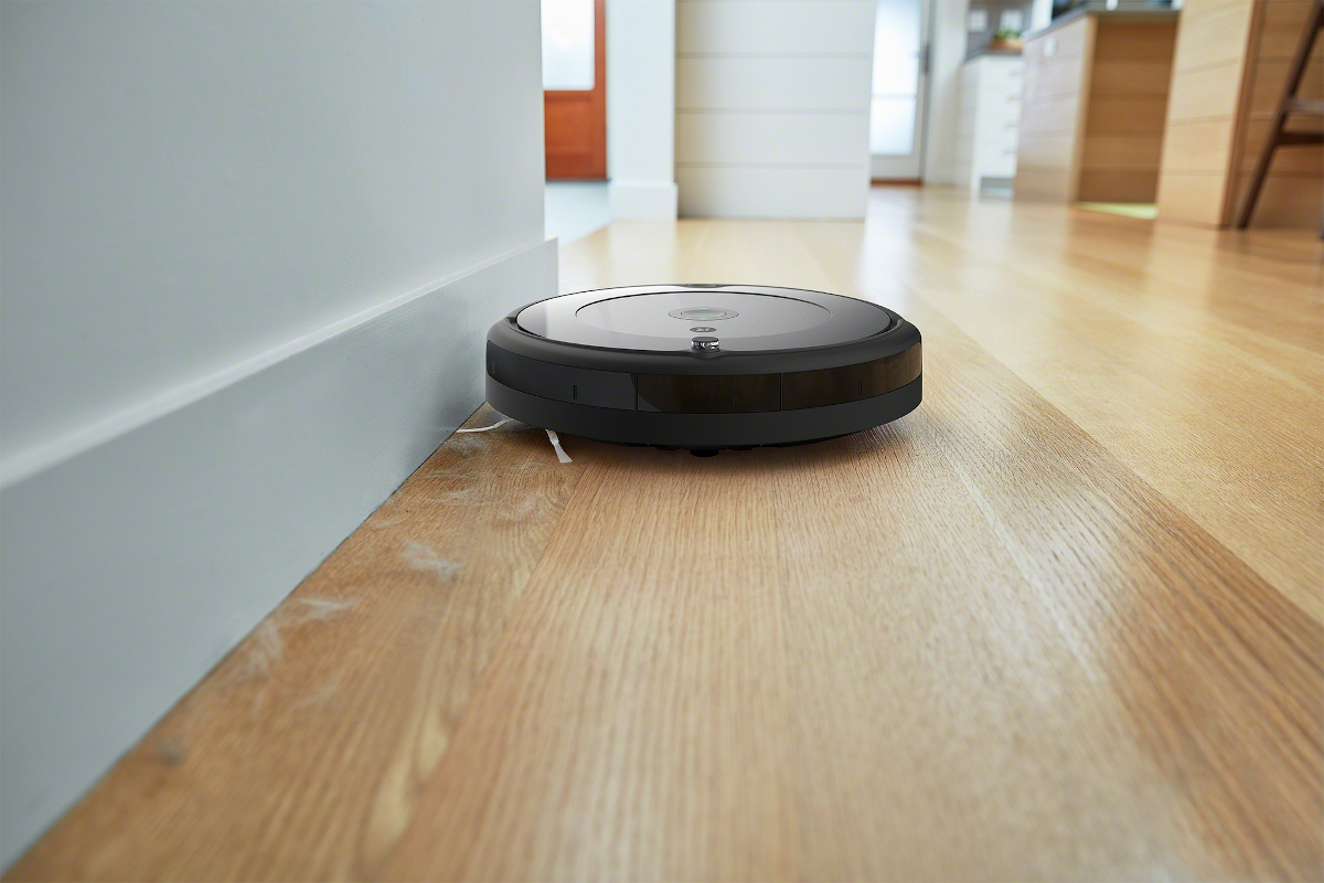 IROBOT Aspirateur robot Roomba 697 (R697040)