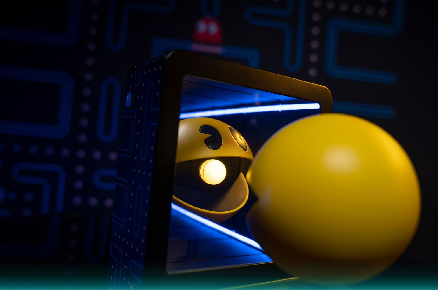 FIRST 4 FIGURE Pac-Man - Statue (Gelb/Schwarz/Blau)