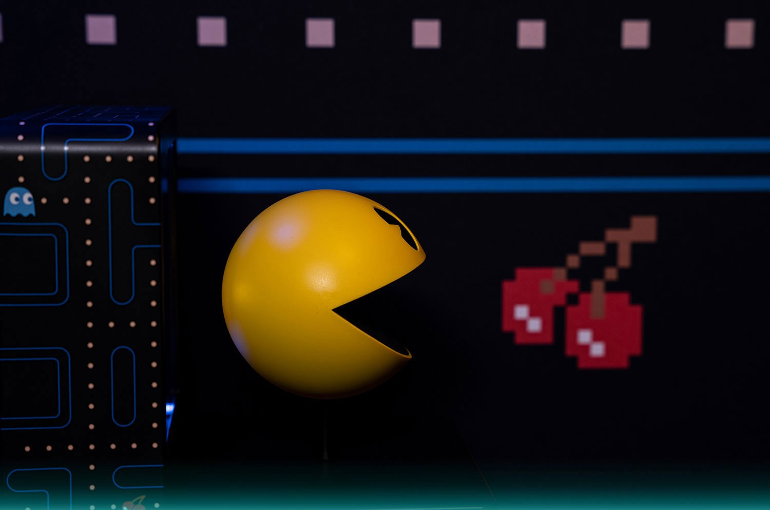 FIRST 4 FIGURE Pac-Man - Statue (Gelb/Schwarz/Blau)