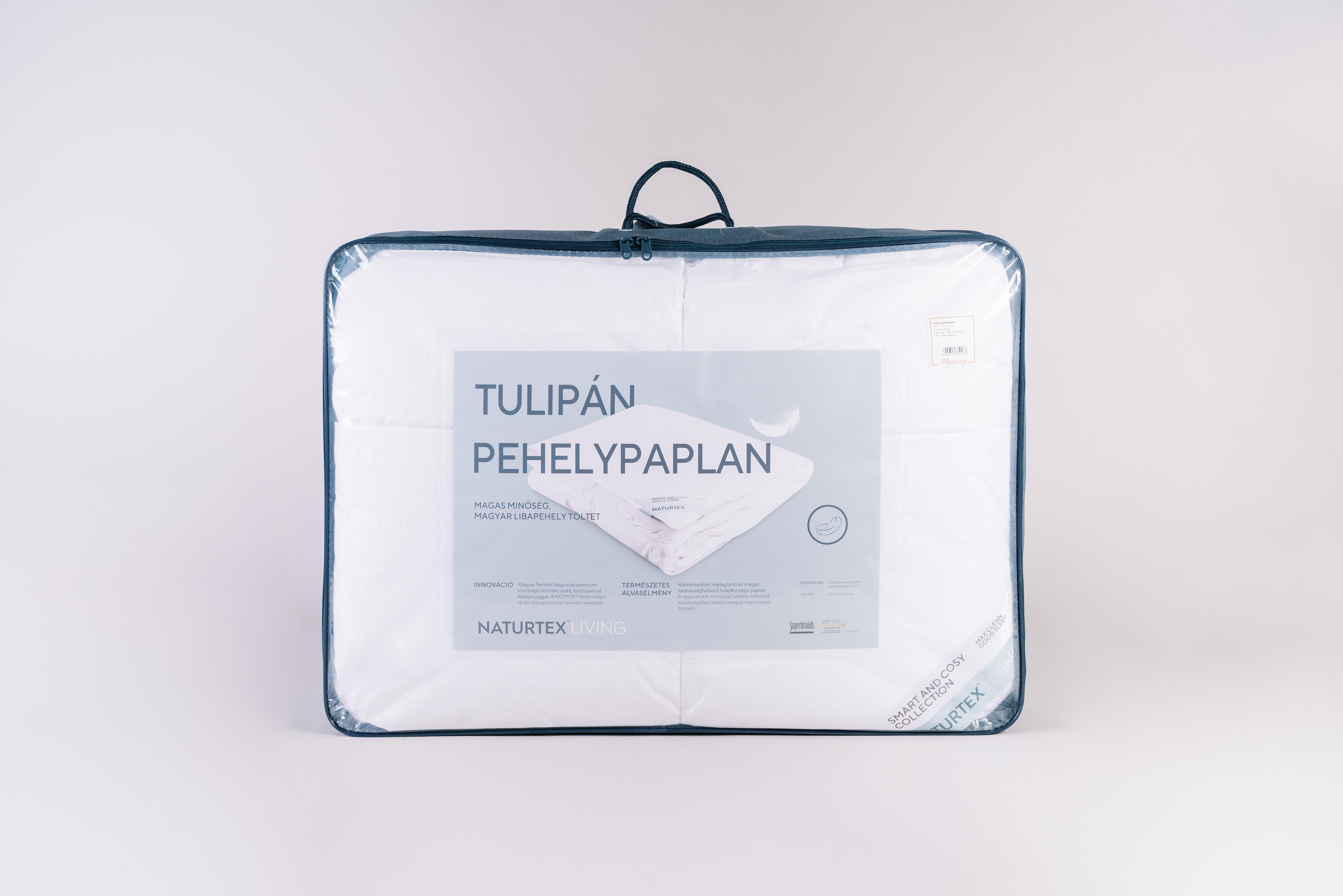 Fehér paplan átlátszó műanyag zacskóban. A zacskón a szöveg: 'TULIPÁN FEHELYPAPLAN'.