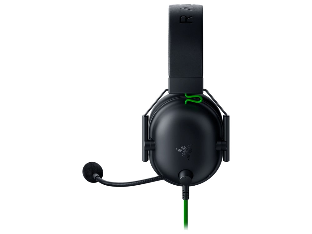 Auriculares para juegos Razer negros con micrófono. Los auriculares tienen un logotipo Razer verde y cableado.