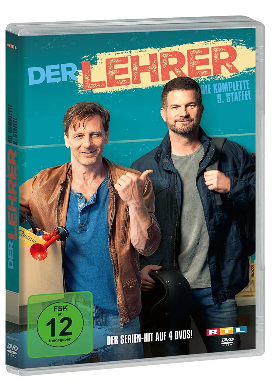 DVD-Hülle mit Männern, Cover zeigt DVD der deutschen TV-Serie 'Der Lehrer'.