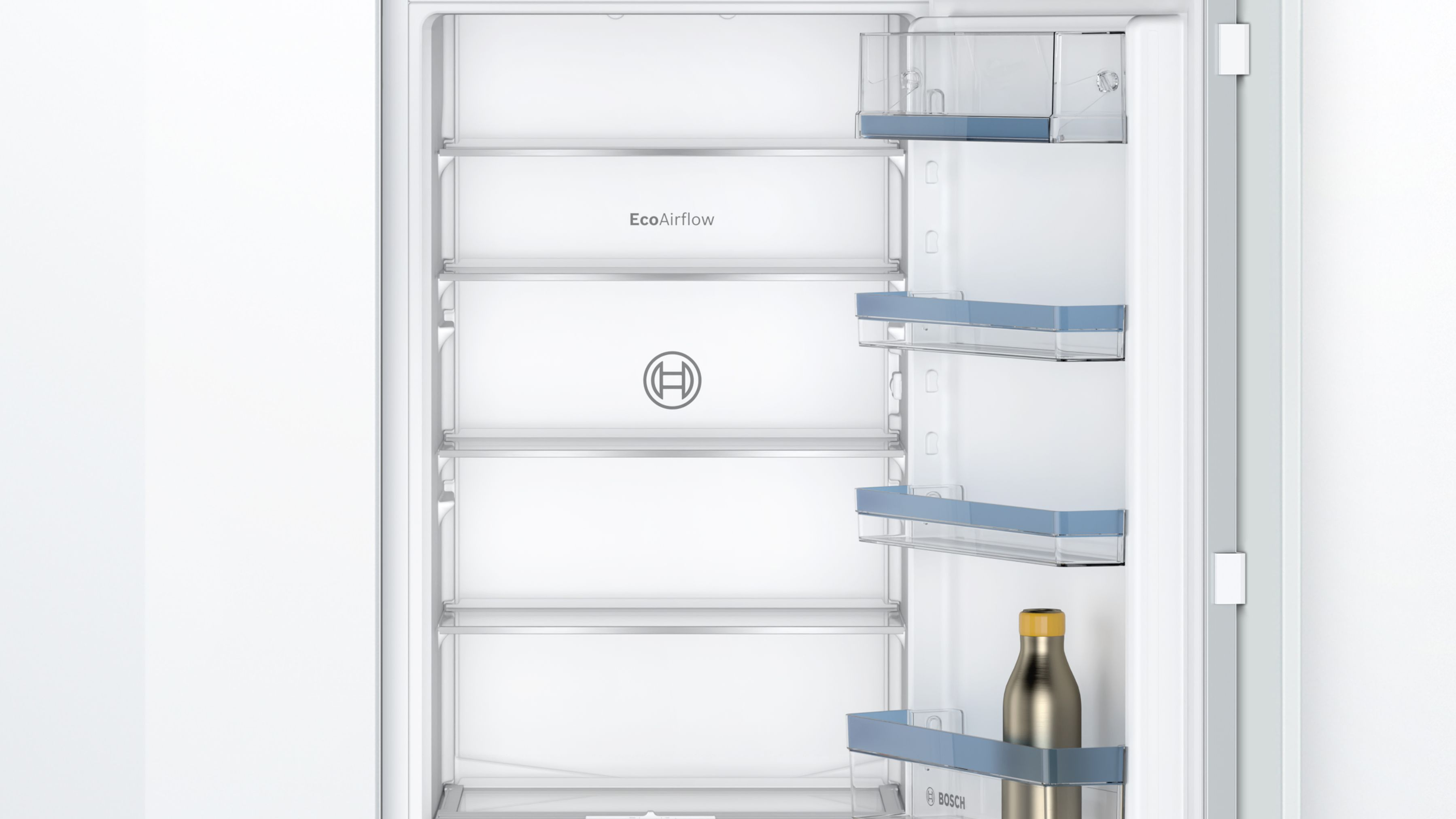 Bosch hűtőszekrény, nyitott, polcok, üveg, EcoAirflow, fehér háttér.