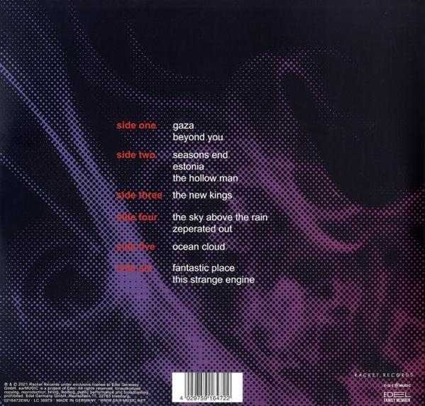 Az album hátlapja. A dalok listája szerepel, olyan címekkel, mint a 'Gaza' és a 'Seasons End' lila-fekete, pontozott háttéren.