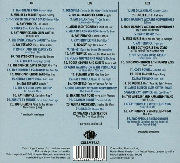 Die Rückseite einer CD mit einer Liste von Songs und Credits.