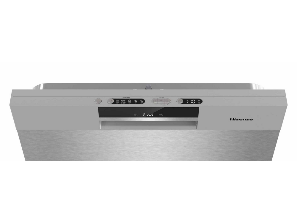 Un lavavajillas Hisense con botones y una pantalla. Tiene un panel frontal de acero inoxidable y está en blanco.