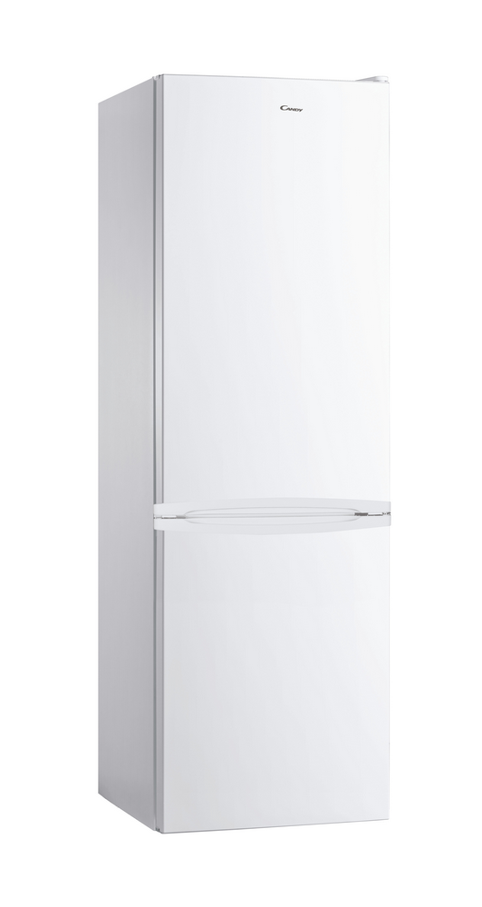 Un refrigerador Candy blanco, alto y delgado, con una puerta y un compartimento congelador en la parte inferior.