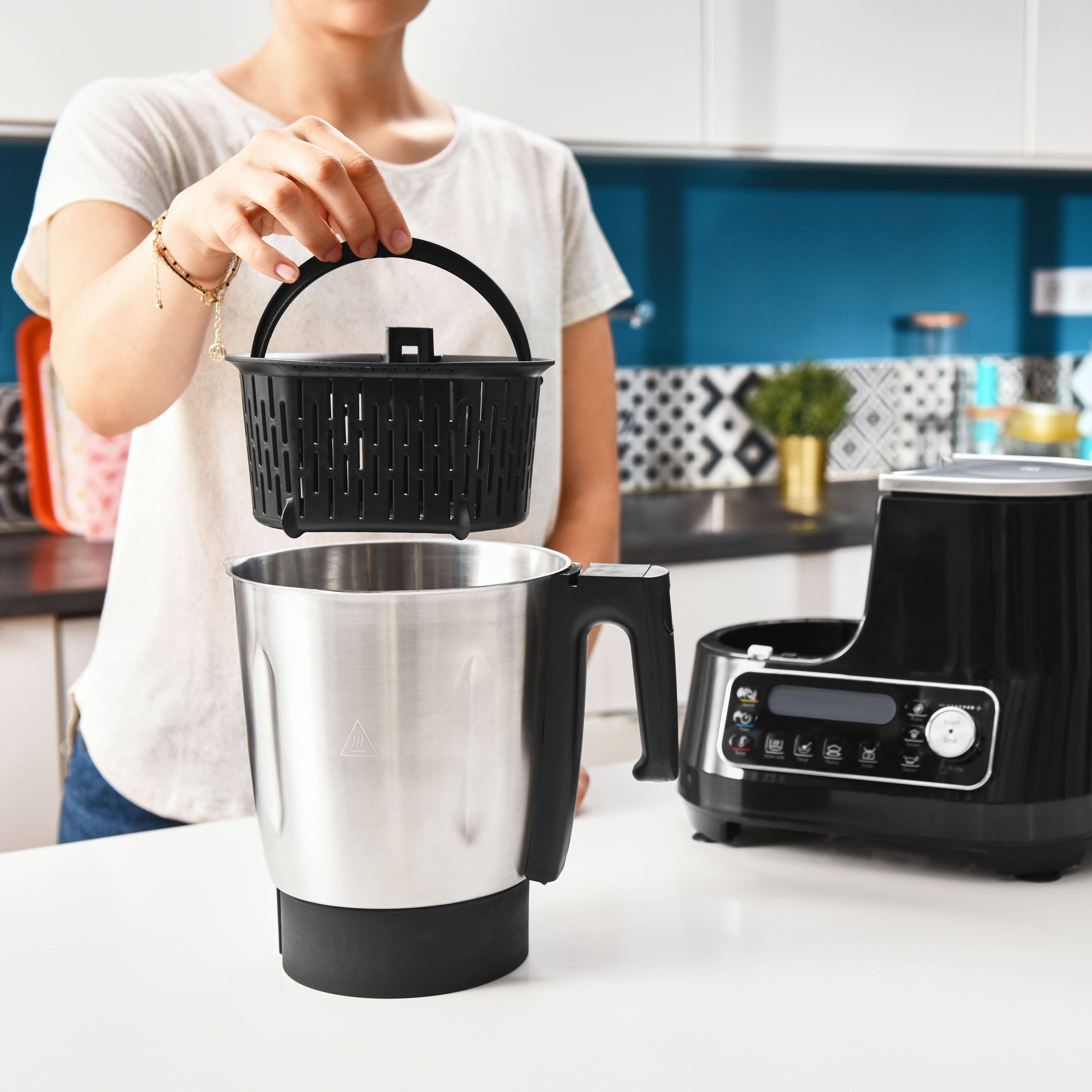 MOULINEX HF 4568 Küchenmaschine Schwarz (Rührschüsselkapazität: 3,2 l, 1400 Watt)