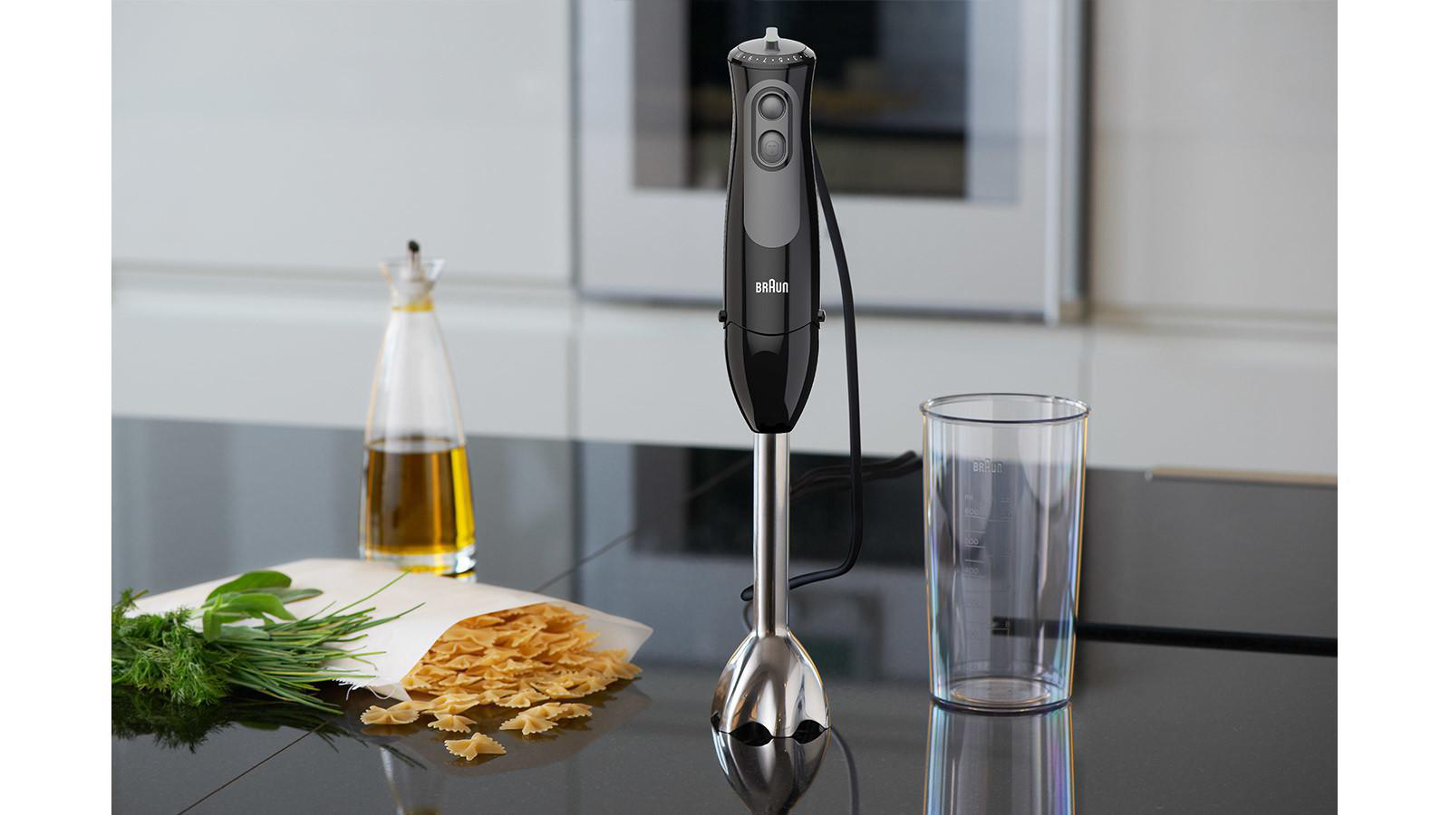 BRAUN MultiQuick 3 Vario MQ 3135 BK Sauce Stabmixer Schwarz (900 Watt, 0.6 Liter (Messbecher), 0.5 Liter (Zerkleinerer))