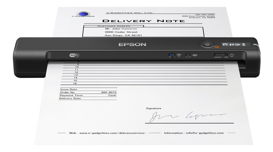 Epson Mobildrucker druckt einen Lieferschein mit Unterschrift. Weißer Hintergrund.