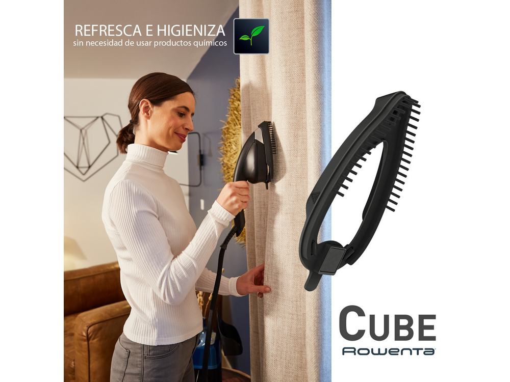 Una mujer planchando una cortina con un Rowenta Cube, con texto sobre frescura e higiene.