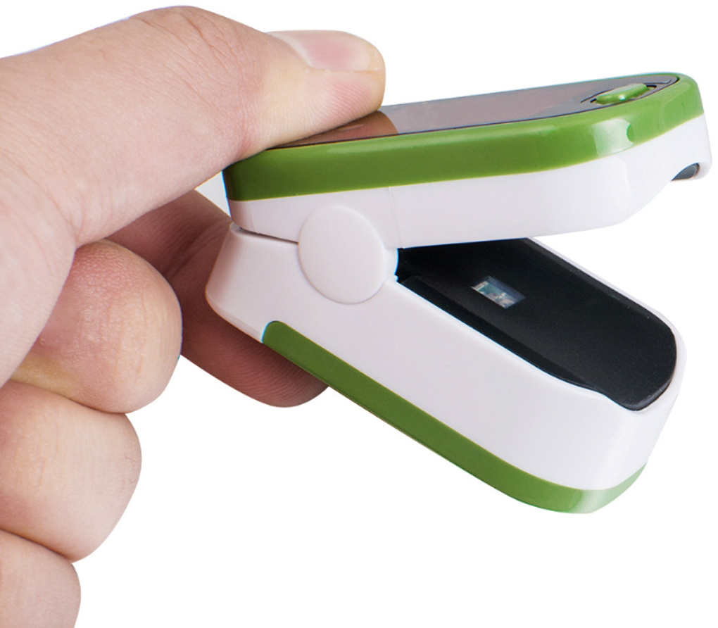 OXIMETER OM110 Véroxigénszint mérő, pulzoximéter
