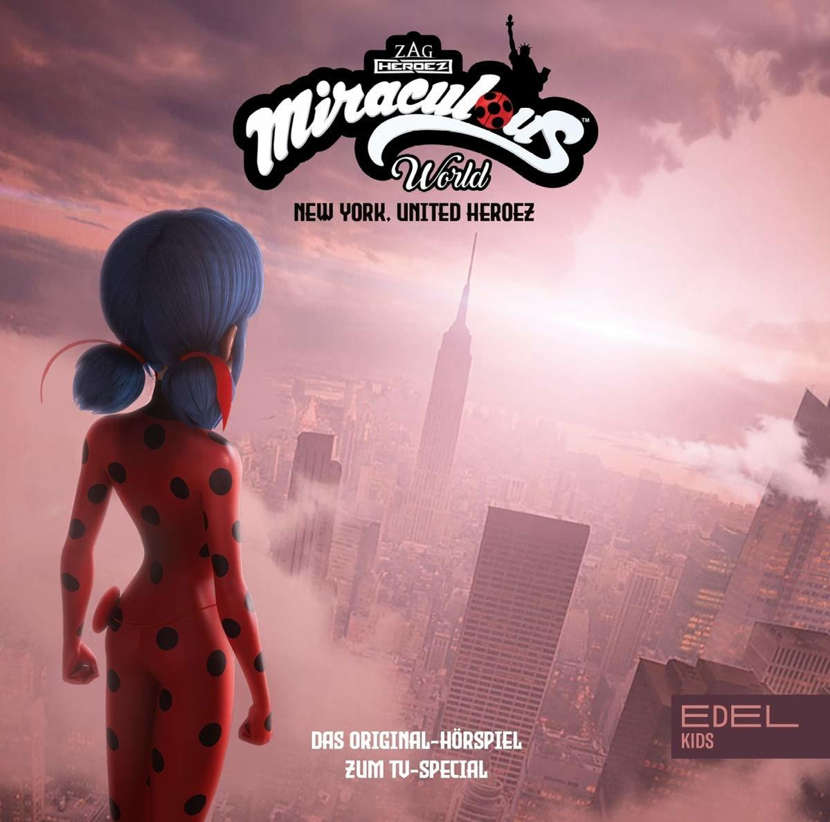 Miraculous World Albumcover. Ladybug im Kostüm blickt über eine Stadtlandschaft mit dem Empire State Building im Hintergrund.