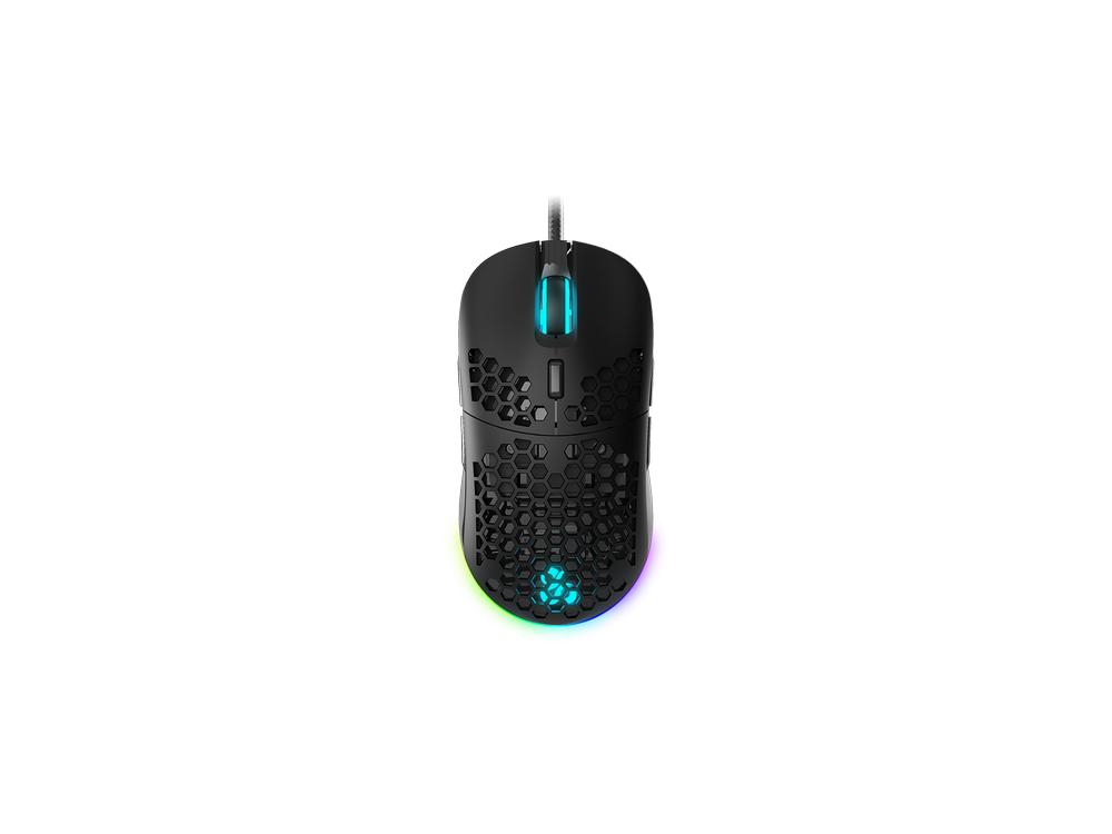 Ratón gaming negro con diseño de panal y iluminación RGB. Un cable de ratón está conectado.