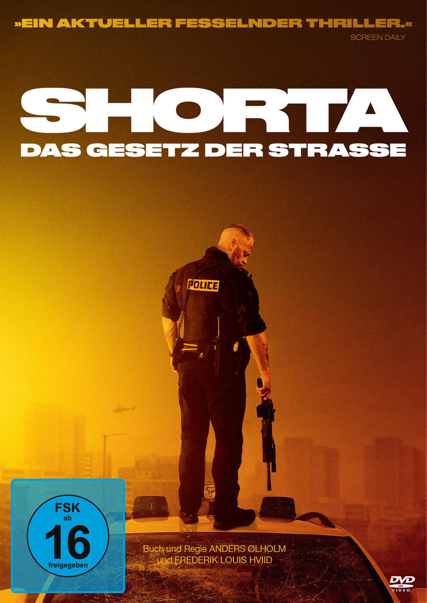 Filmposter mit einem Polizisten, der ein Gewehr hält. Der Titel lautet 'Shorta'.