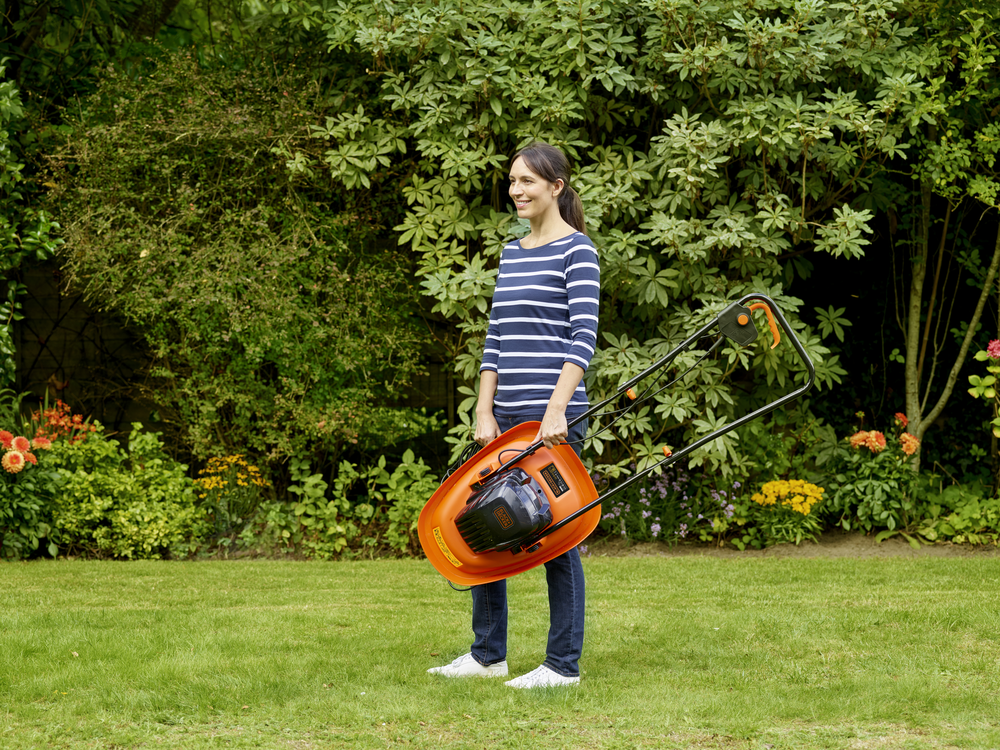 BLACK+DECKER BEMWH551-QS Légpárnás fűnyíró, 30cm, 1200W