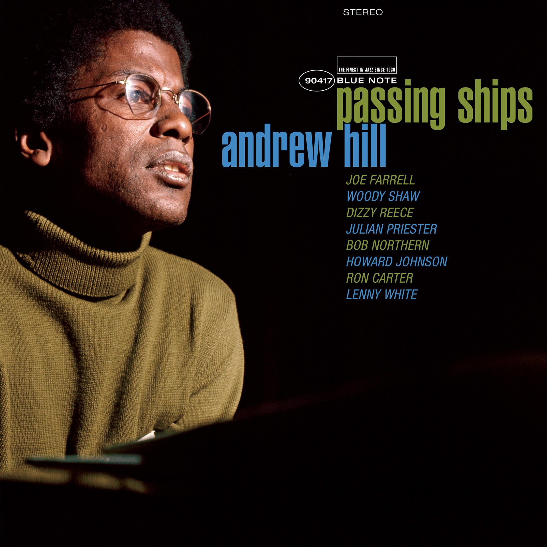Andrew Hill 'Passing Ships' című albumának borítója, egy szemüveges férfival.