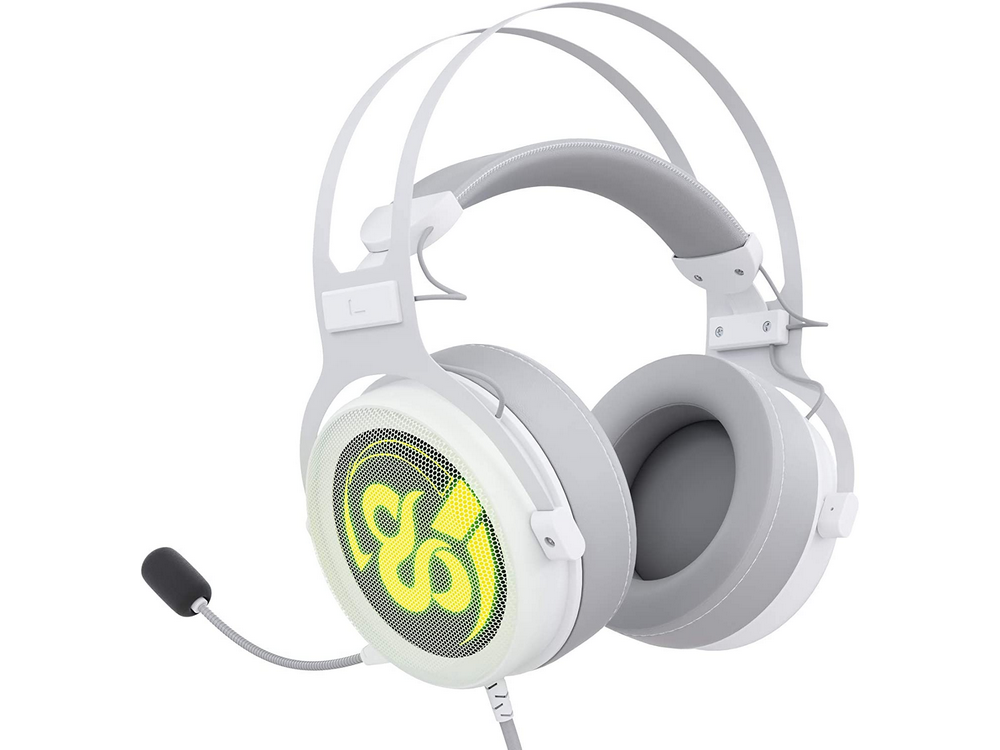 Auriculares para juegos blancos y grises. Tiene un micrófono y un logo amarillo en el lateral.