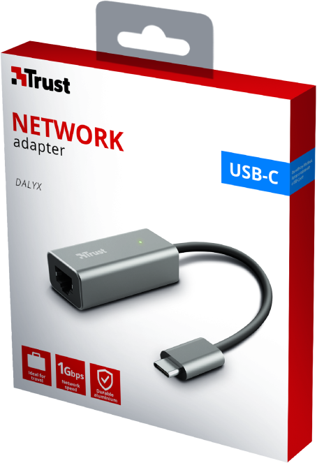 Egy Trust hálózati adapter dobozban. USB-C csatlakozóval és Ethernet porttal rendelkezik, rajta a 'Network adapter' felirattal.