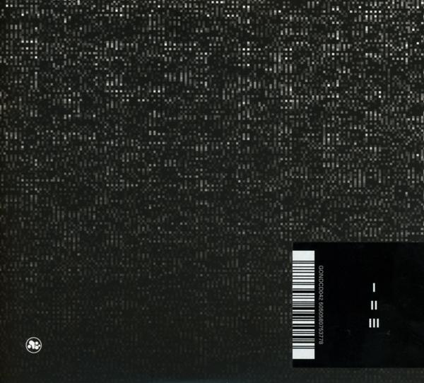 Schwarzes Albumcover mit Barcode und drei weißen vertikalen Linien auf strukturiertem Hintergrund.