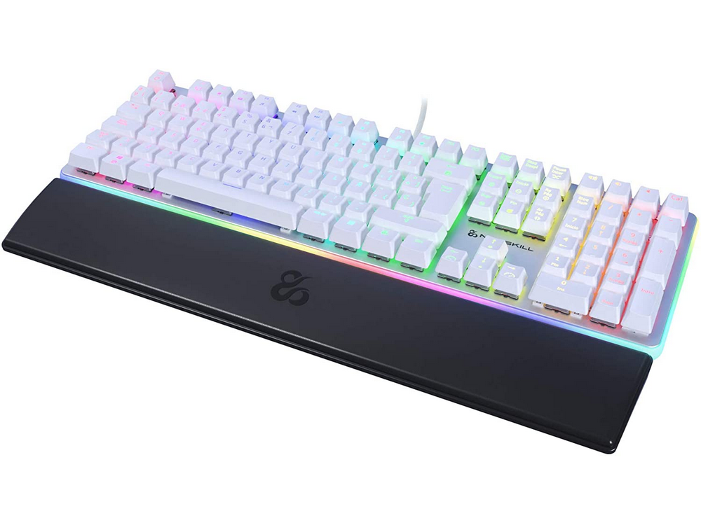 Teclado mecánico blanco con luces LED coloridas y reposamuñecas.