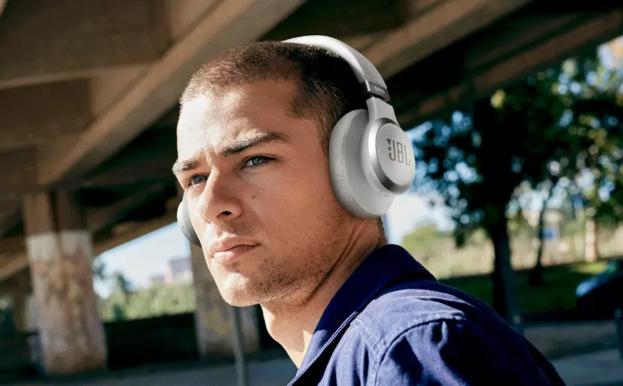 JBL JBLLIVE660NCWHT LIVE 660 NC OVER-EAR BT NC WH Over-ear Draadloze hoofdtelefoon Wit