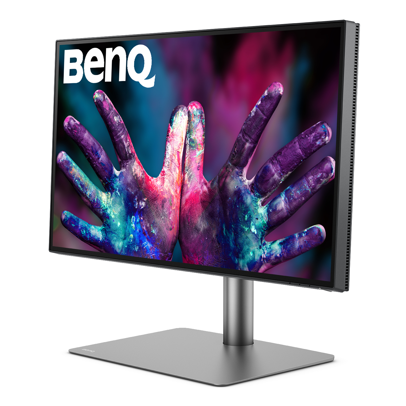 Ein Monitor zeigt Hände mit bunter Farbe, das BenQ-Logo ist links oben.