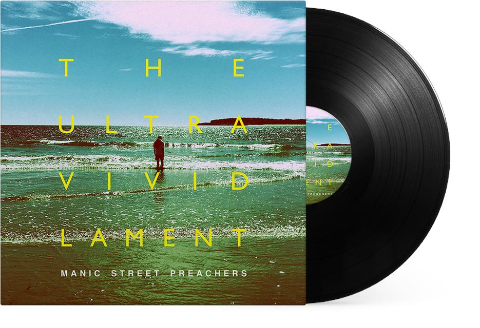 Vinylhoes met een persoon op het strand en de albumtitel.