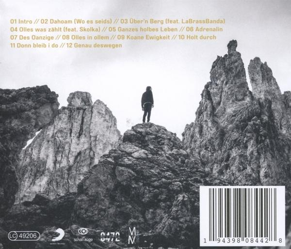 Albumcover mit Person auf Felsen. Text und Titelliste auf der Rückseite.