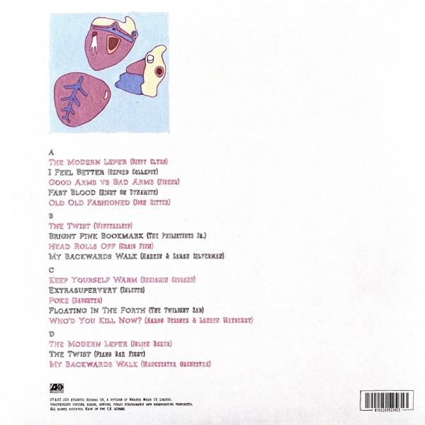 Rückseite einer CD-Hülle mit Text und Titelliste in farbenfrohem Design. Weiße CD.