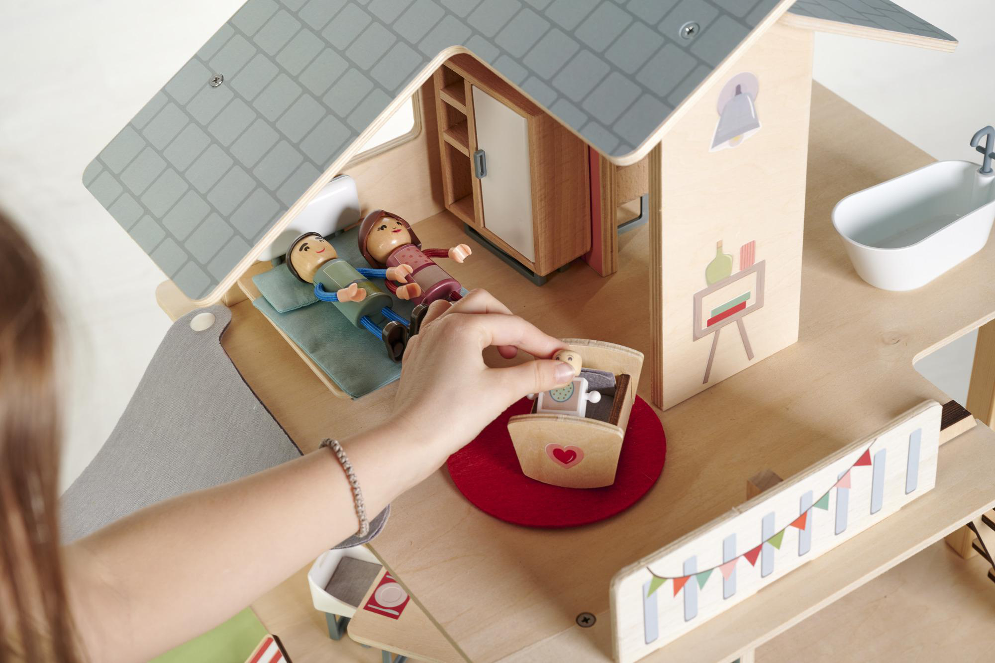 EICHHORN Puppenhaus mit Möbeln Holzspielset Mehrfarbig