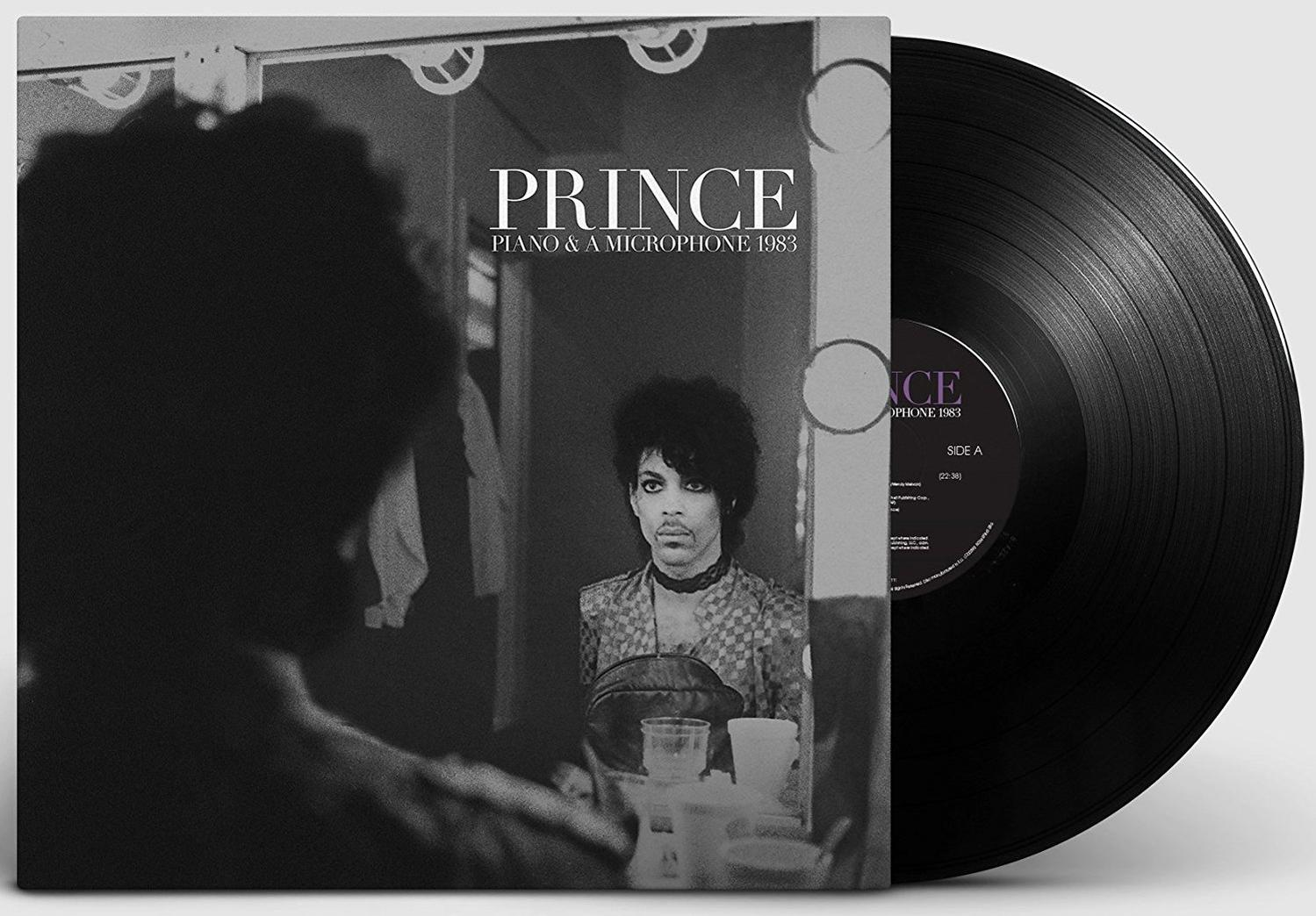 Prince Albumcover. Schwarze Vinyl-Schallplatte. Princes Spiegelbild.