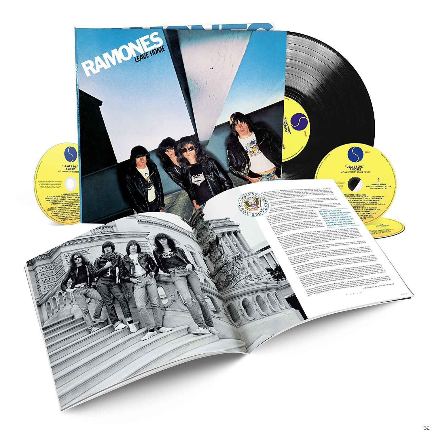 A Ramones „Leave Home” című albumának borítója, albummal, bakelittel és két CD-vel.