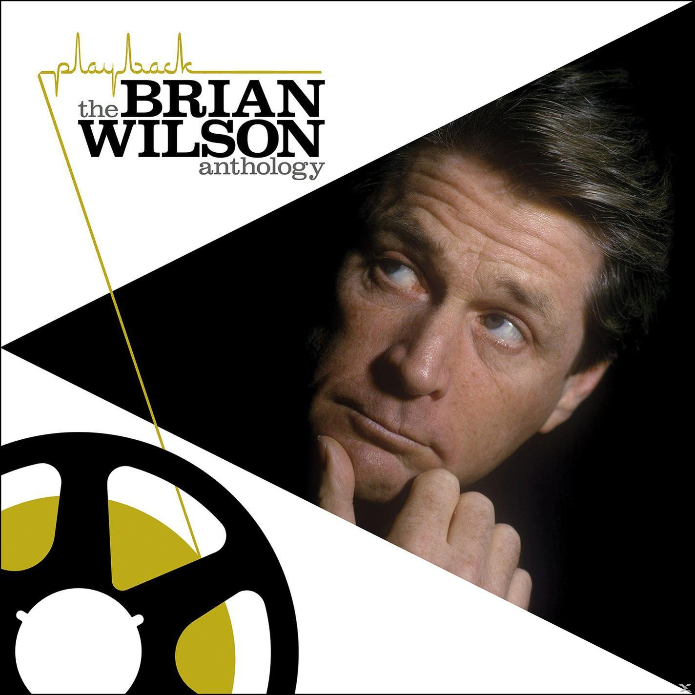 Brian Wilson albumhoes. Man die omhoog kijkt, een filmspoel links. The Brian Wilson anthology.
