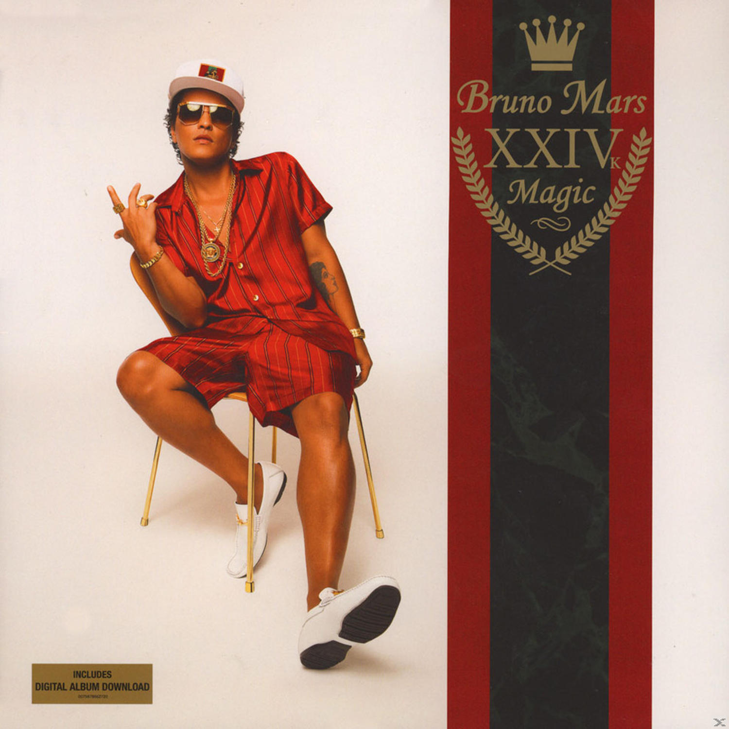 Bruno Mars arany széken ül, piros ruhában és napszemüvegben. Album borító XXIVk Magic címmel.