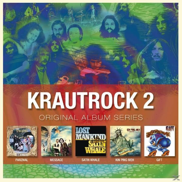 Krautrock 2 albumok borítóinak kollázsa, zenekari fotókkal és szöveggel.