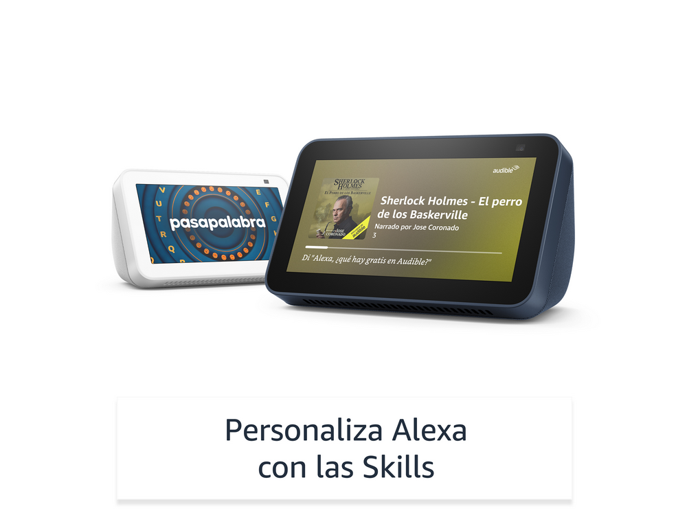 Dos altavoces inteligentes con pantallas, uno mostrando un juego y otro un libro.