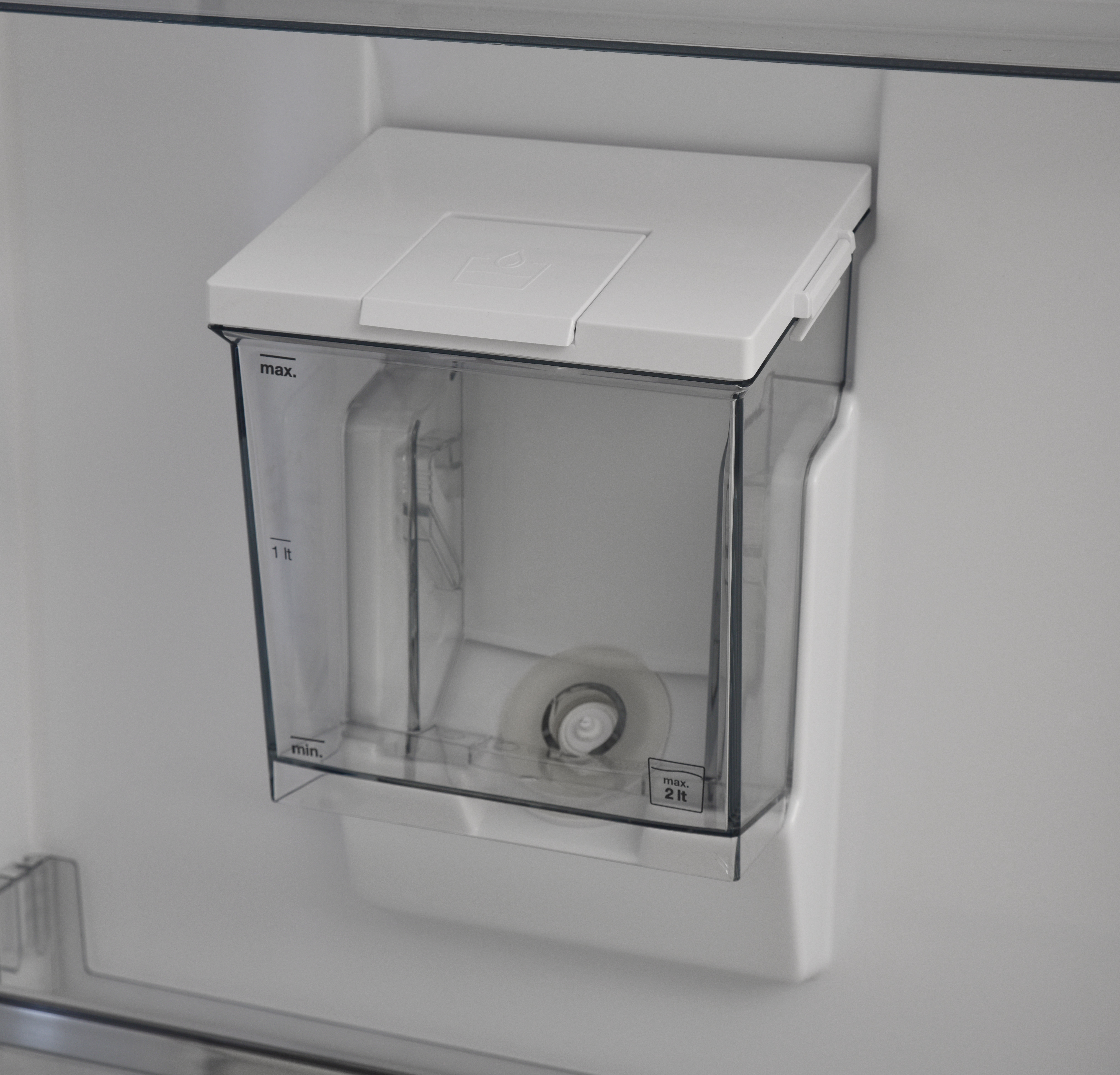 SHARP Frigo armoire E (SJLC41CHDAEEU)