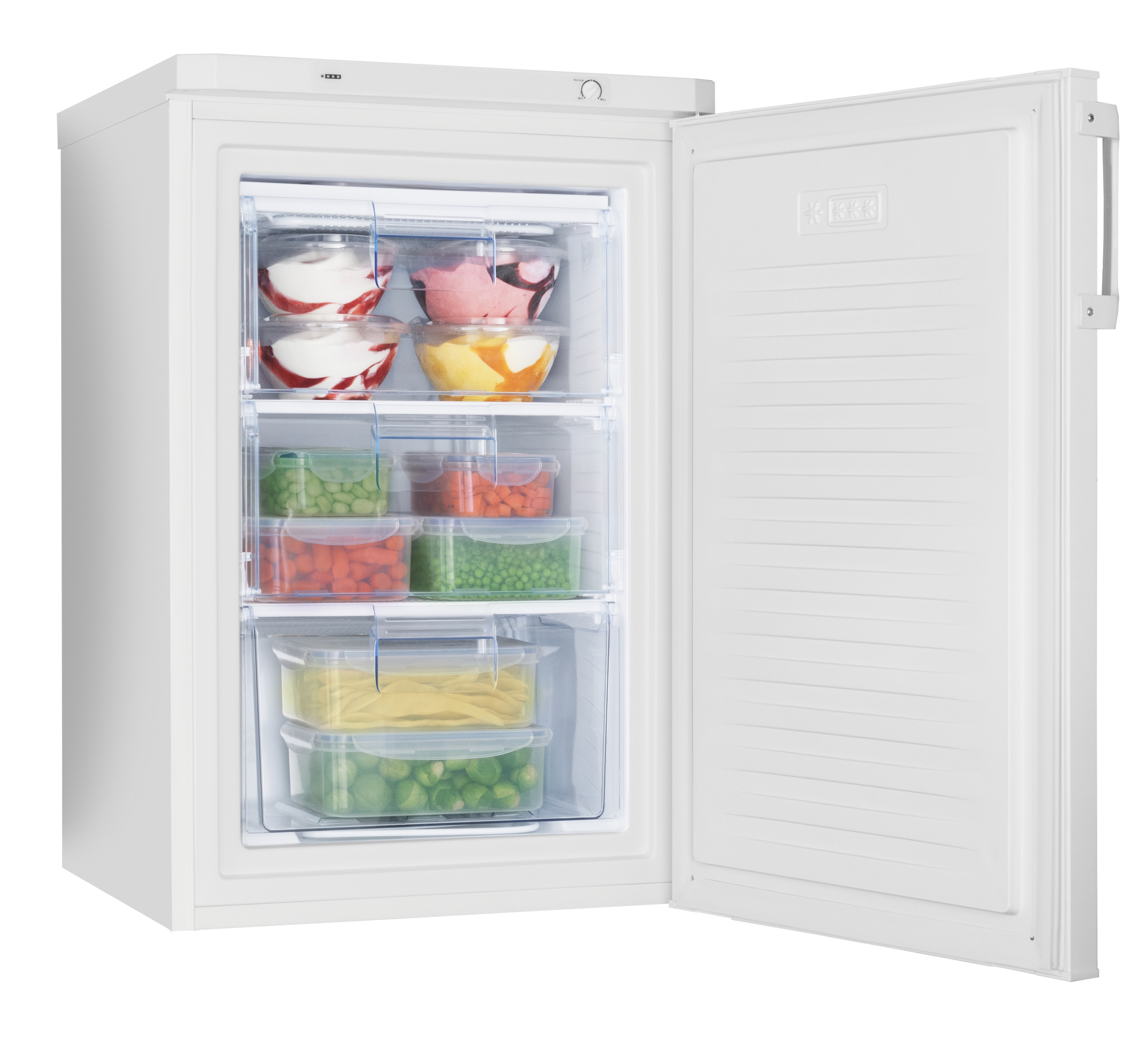 Offener weißer Gefrierschrank mit organisiertem Inhalt: Lebensmittelbehälter. Transparente Schubladen und Glasschalen.
