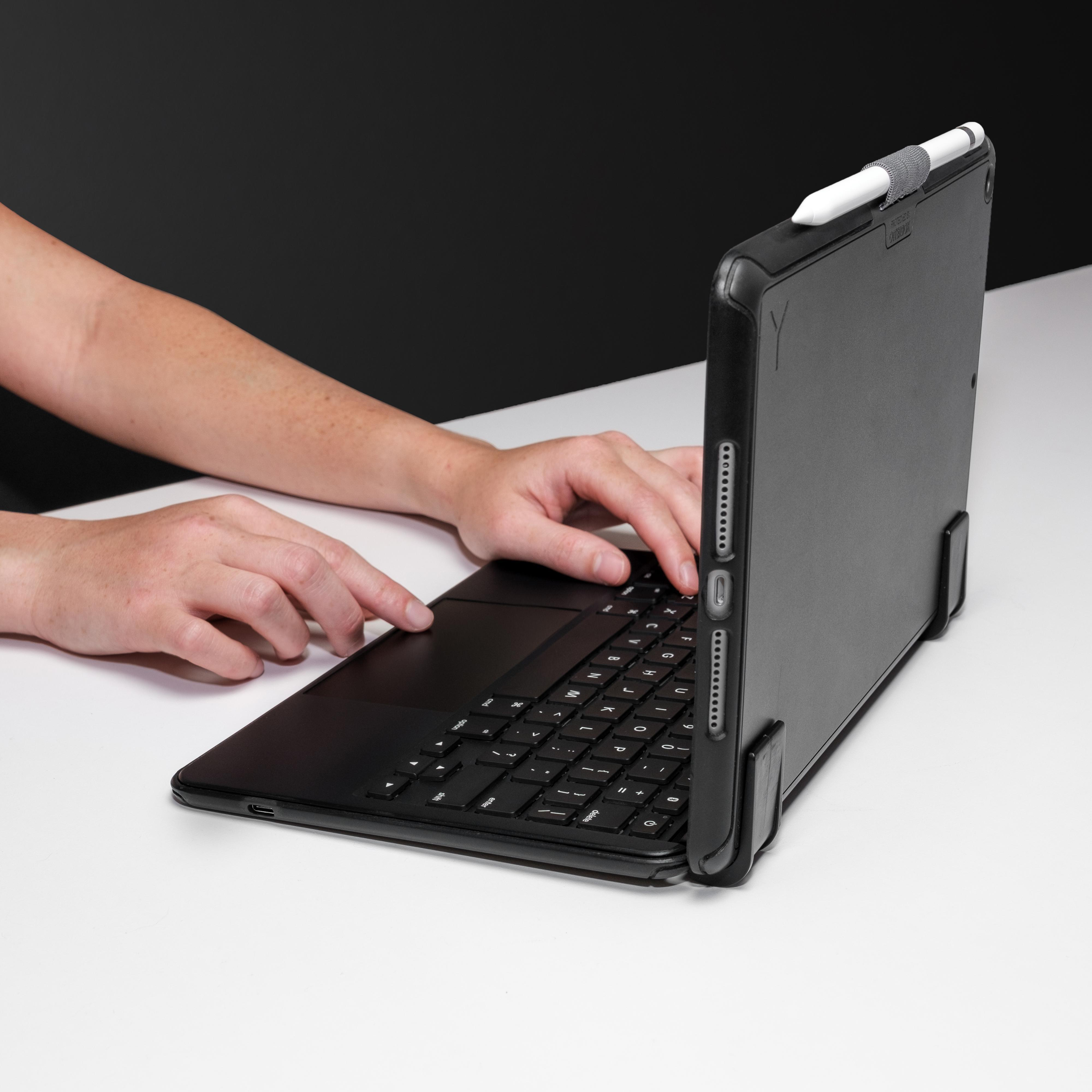 BRYDGE 10.2 Max+ - Bluetooth Tastatur für das iPad 10.2 (7. und 8. Generation) mit Trackpad und Schutzhülle, QWERTZ, Apple, iPad 10.2 (8. und 7. Generation), Schwarz