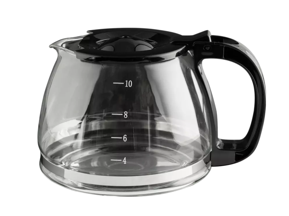 Cafetera de vidrio con asa negra.