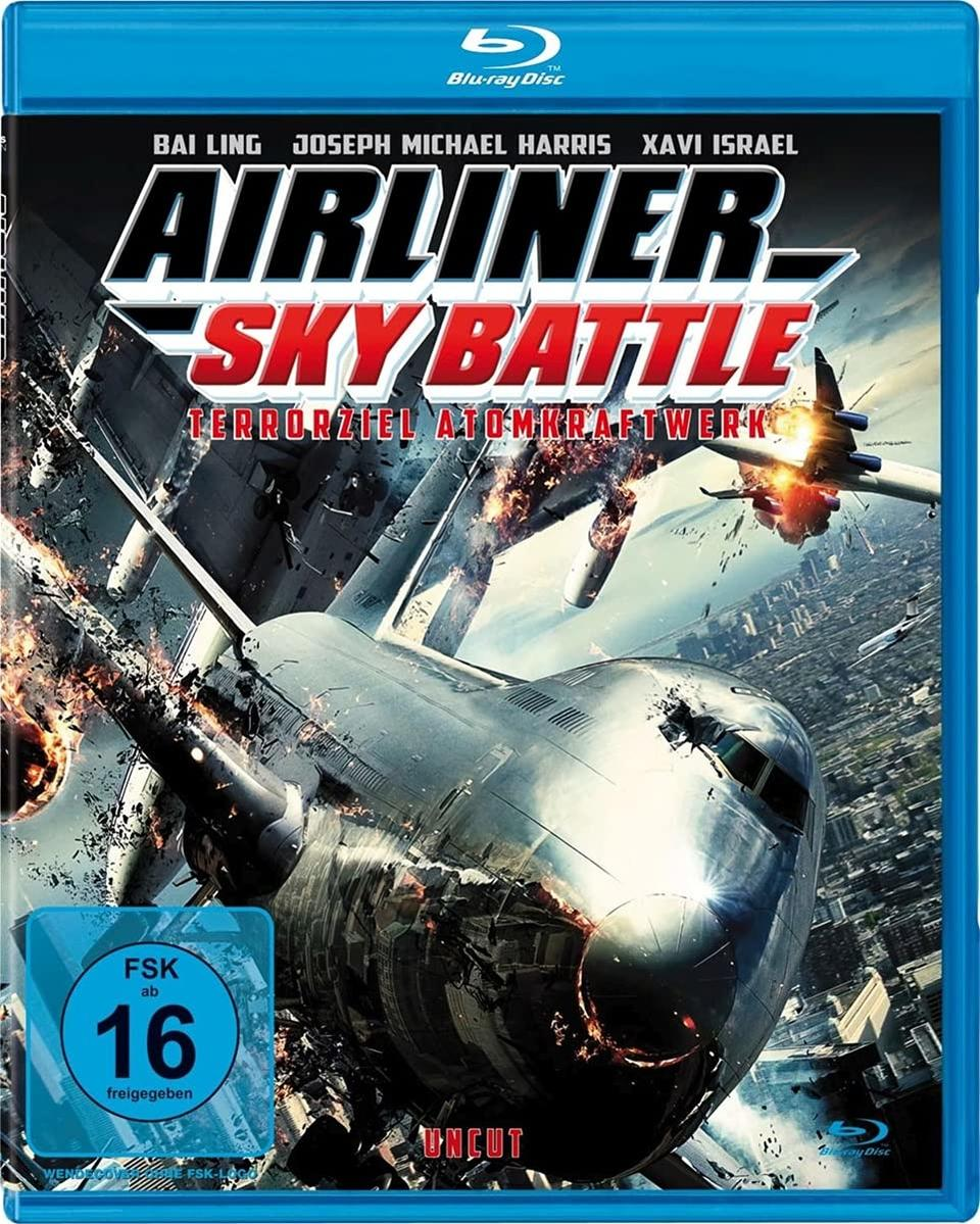Filmcover von Airliner Skybattle. Ein Flugzeug im Flug mit Beschädigungen, Flammen und Explosionen.