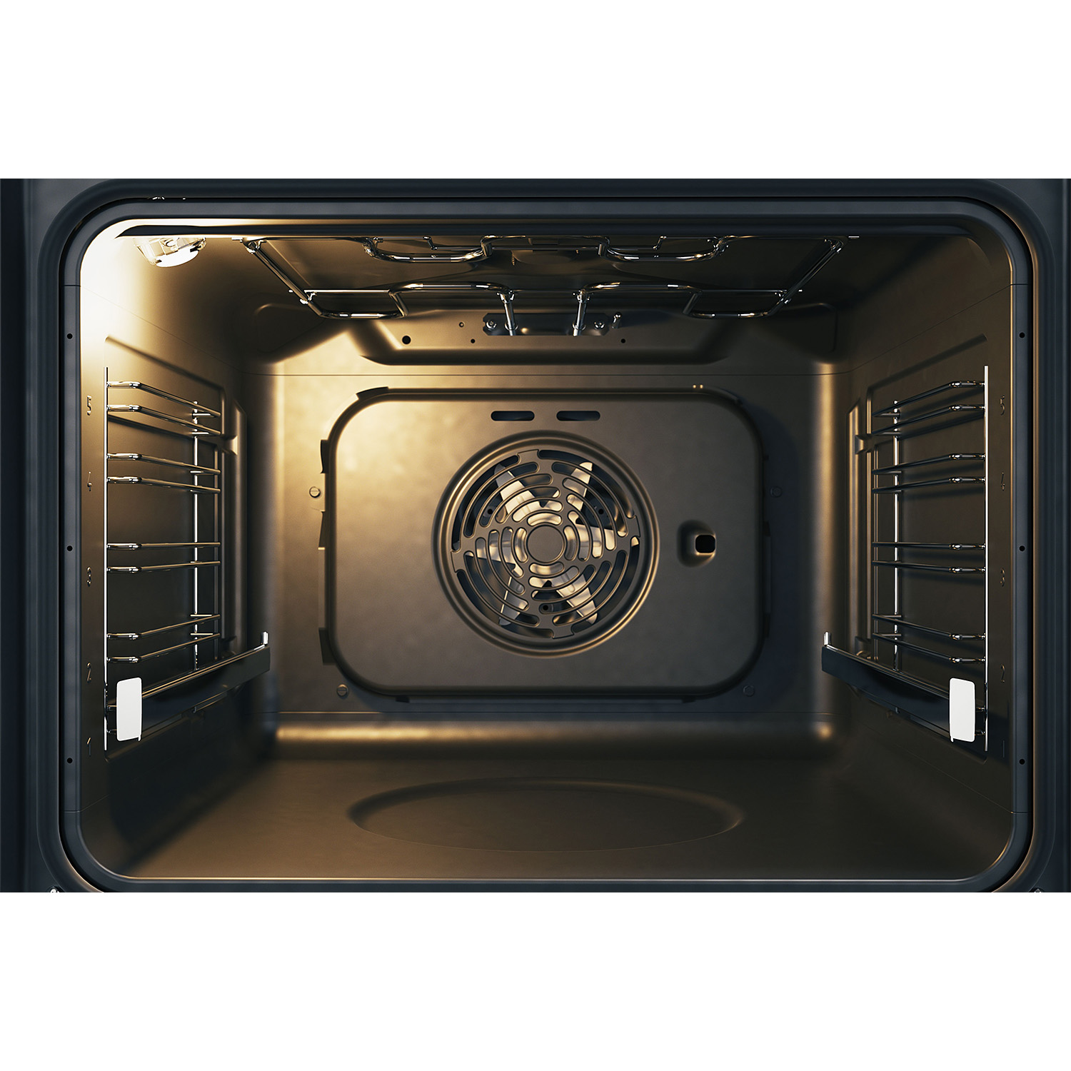 Interno del forno con la porta aperta. L'interno è nero e ha una ventola.
