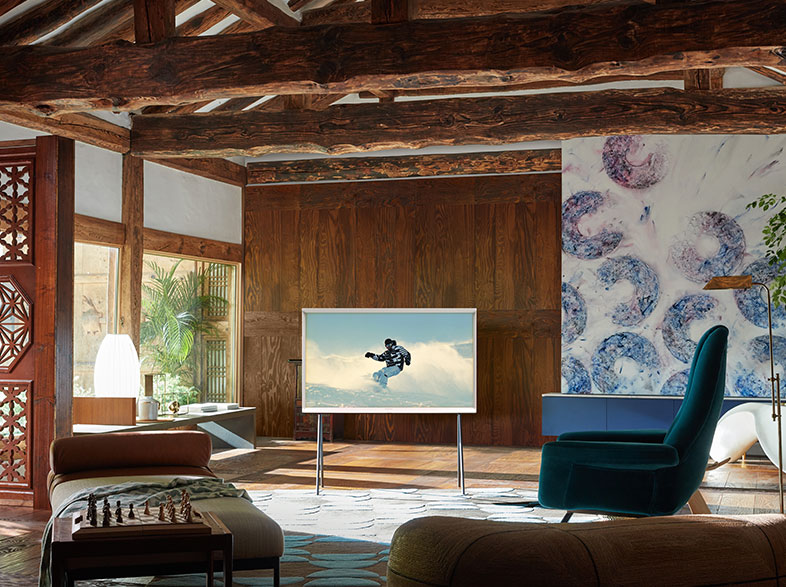 TV QLED 50" - Samsung The Serif QE50LS01TAUXXC, UHD 4K, Quantum Processor 4K, Smart TV, Blanco